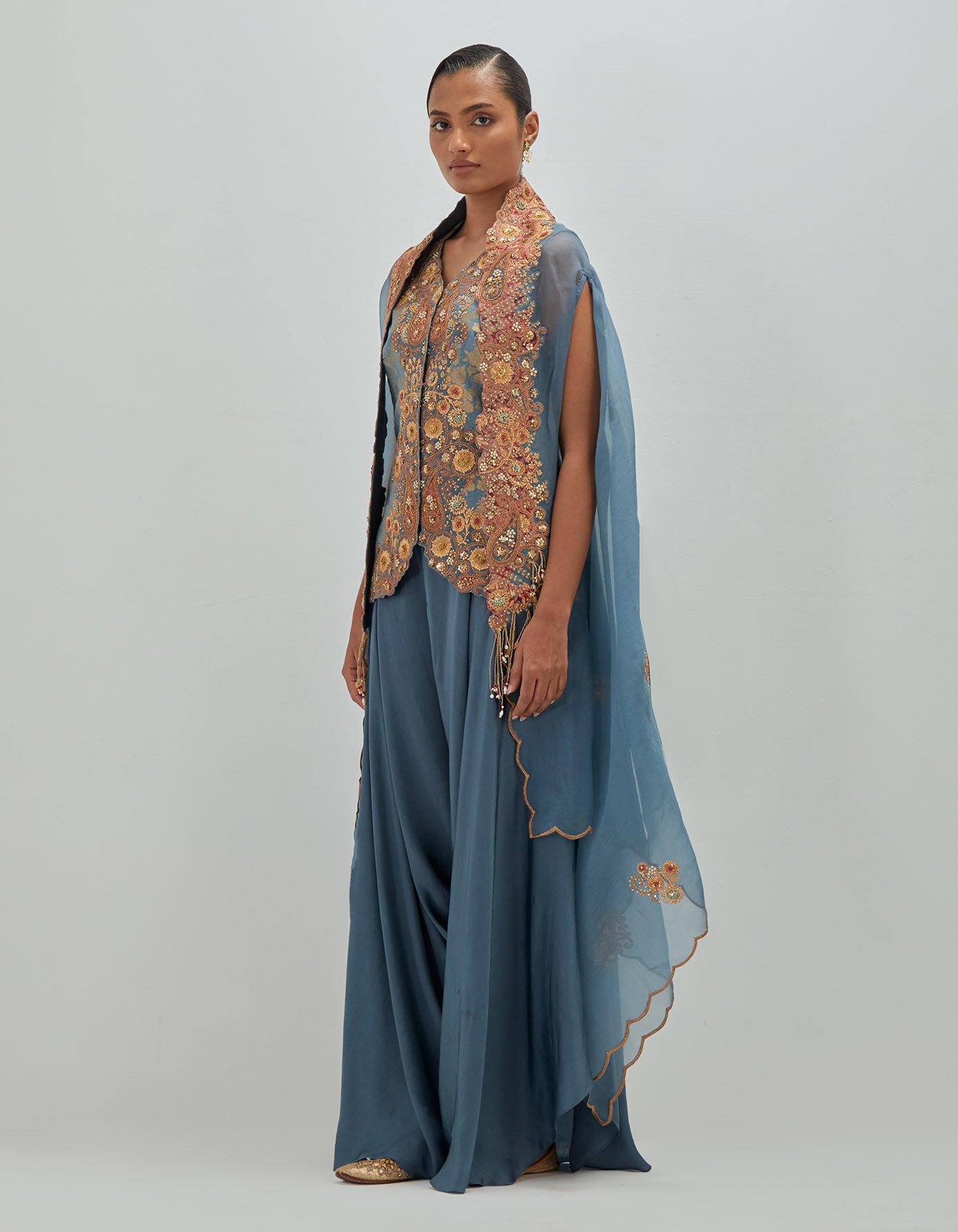 brocade short Jacket Cape set