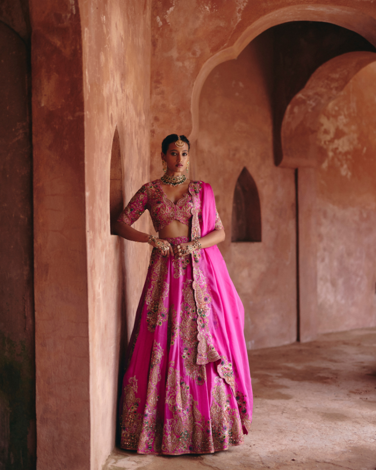 Gulrez Organza 16 Kali Lehenga With Dupatta