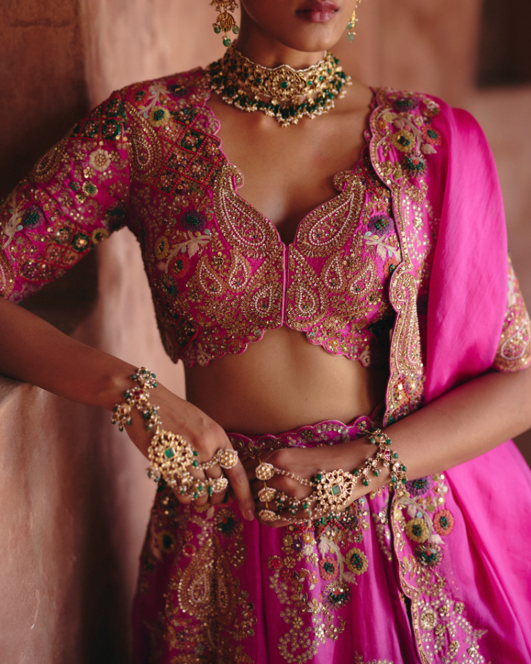 Gulrez Organza 16 Kali Lehenga With Dupatta