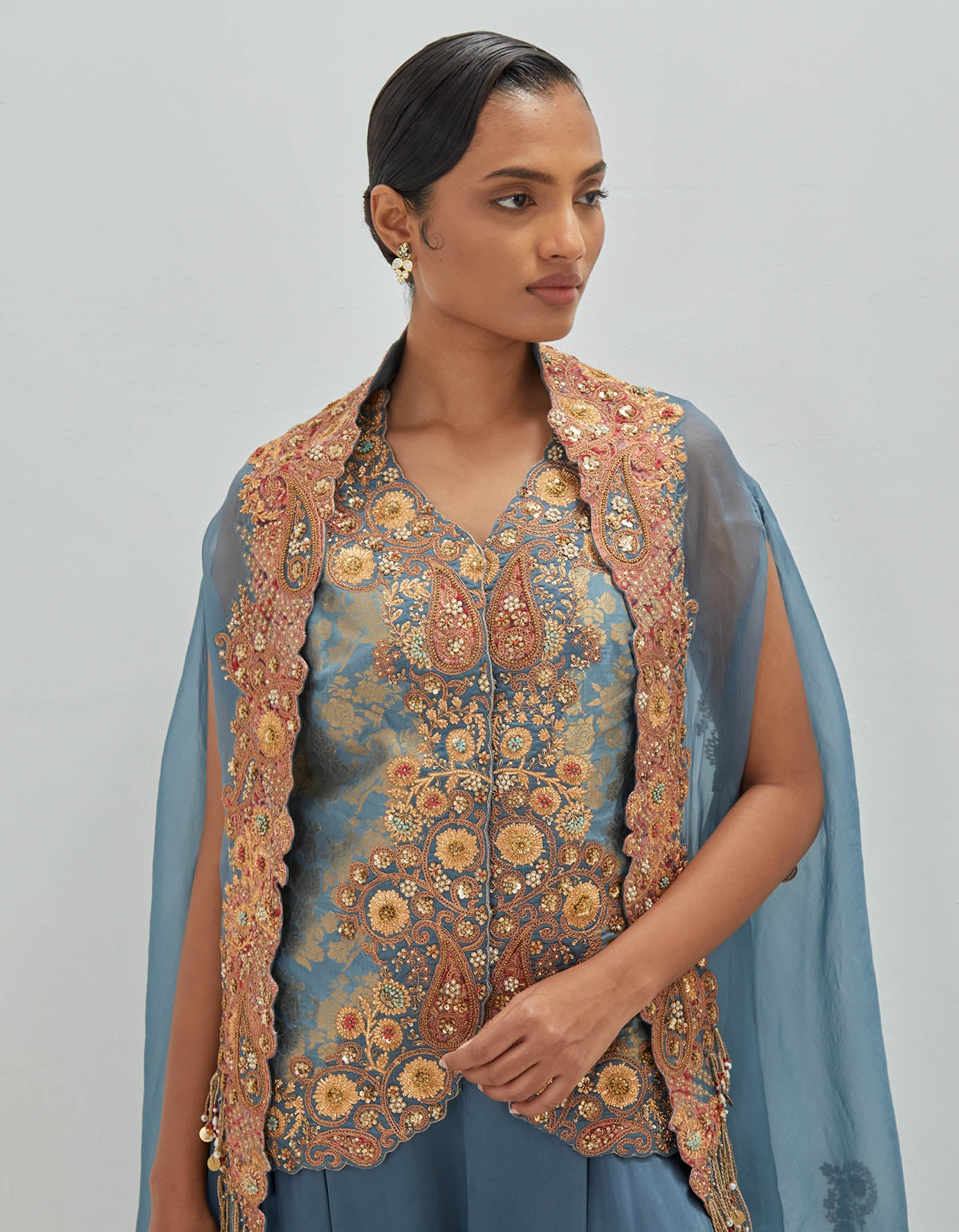 brocade short Jacket Cape set