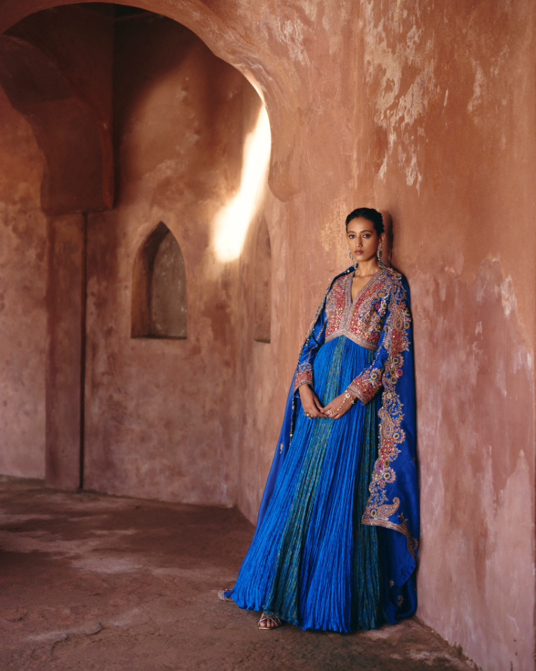 Gulred Crushed Kalidar With Organza Dupatta