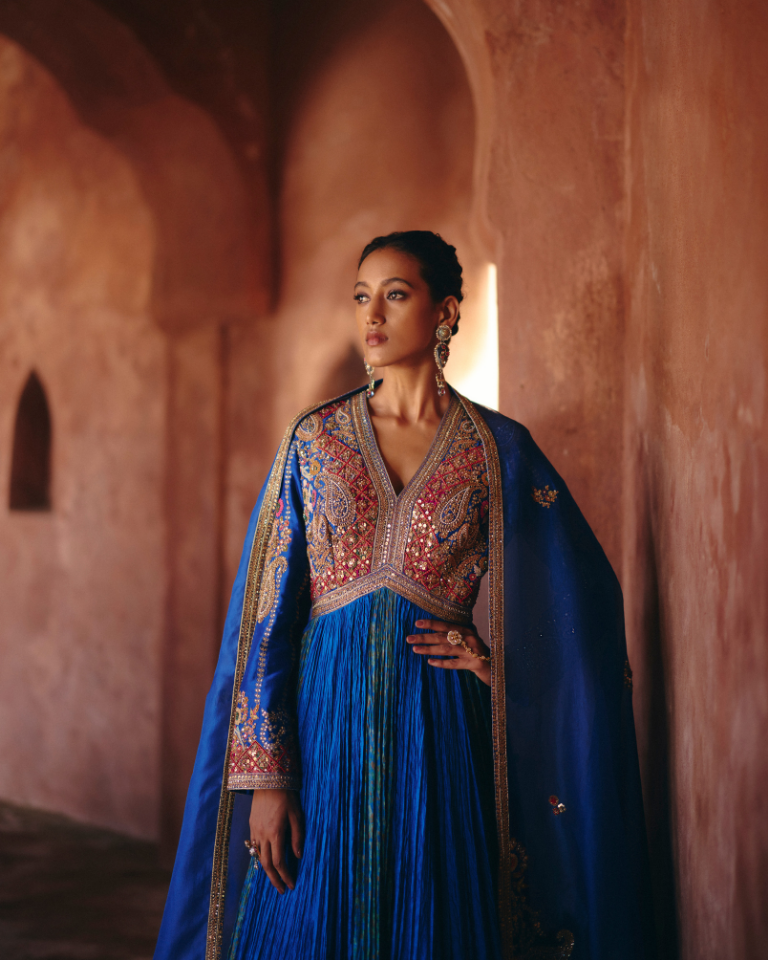 Gulred Crushed Kalidar With Organza Dupatta