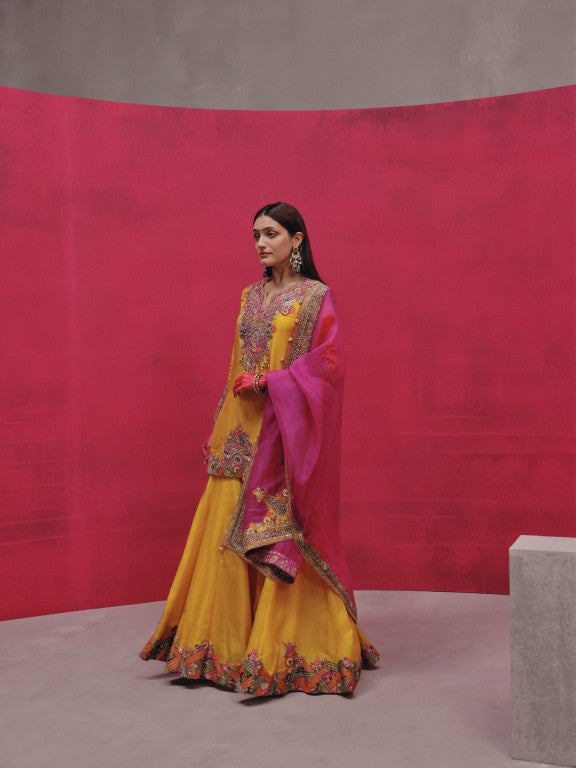 Kitch Short kurta with sharara and dupatta