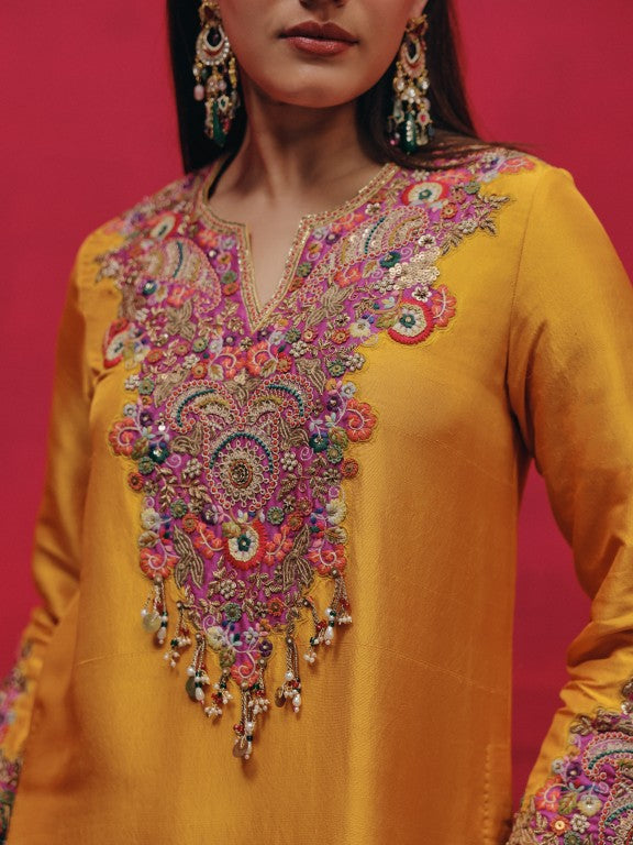 Kitch Short kurta with sharara and dupatta