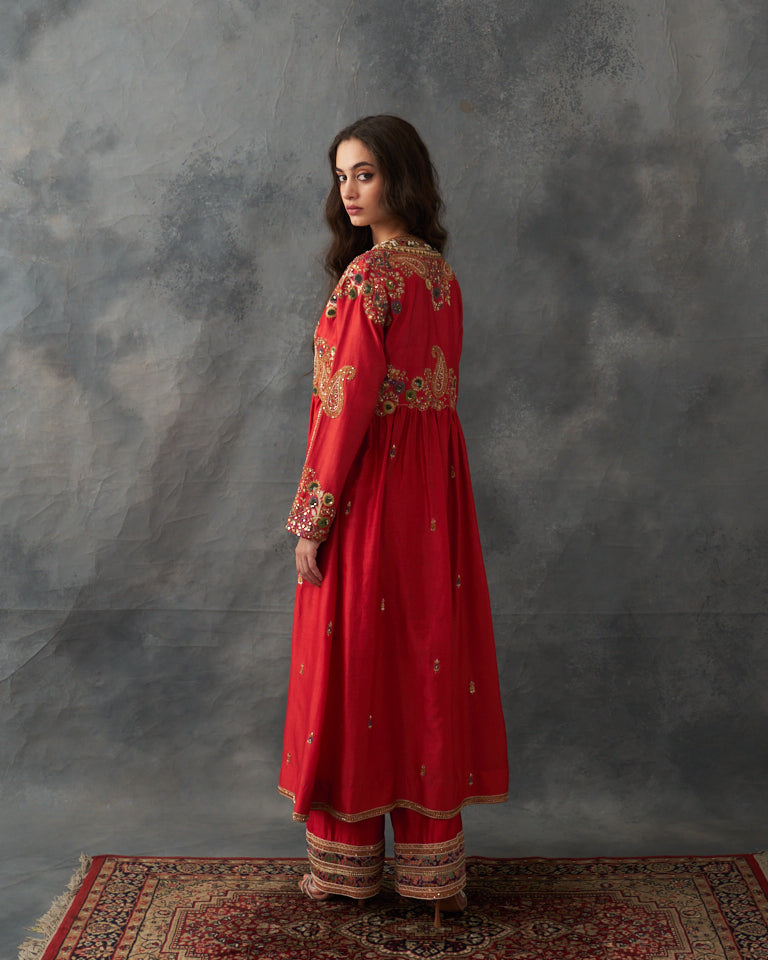 Gulrez Front Gathered Kalidar Set With Heavy Embroidered Bottom & Dupatta