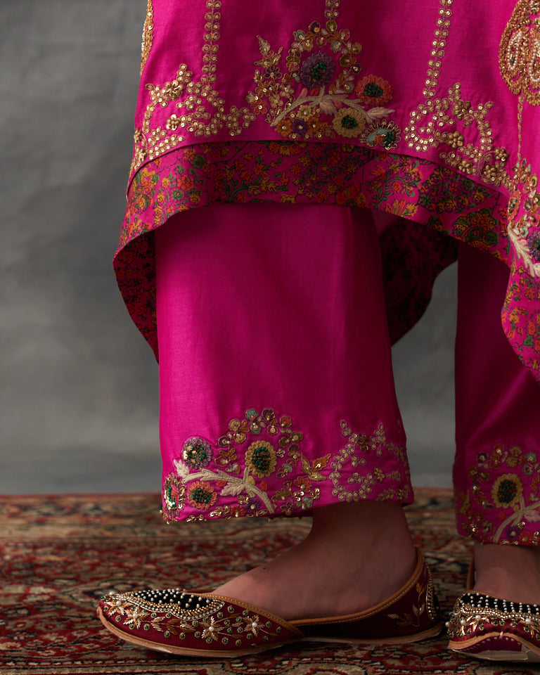 Gulrez Hanky Kurta Set