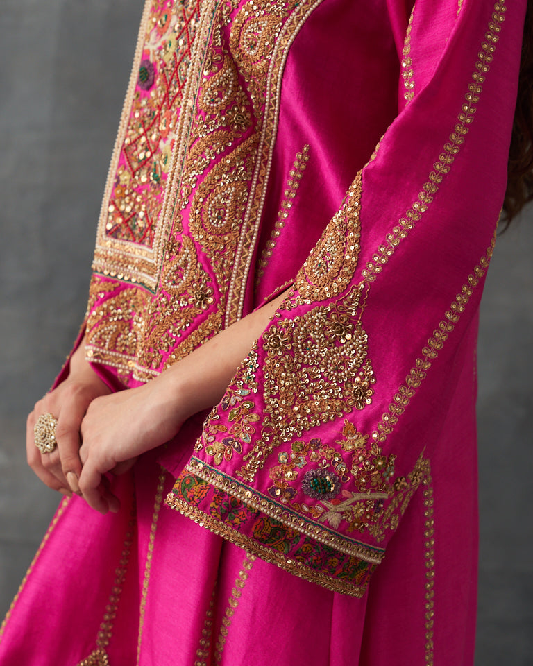 Gulrez Hanky Kurta Set