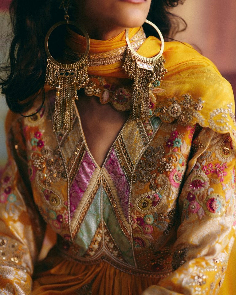 Panelled Kalidar set