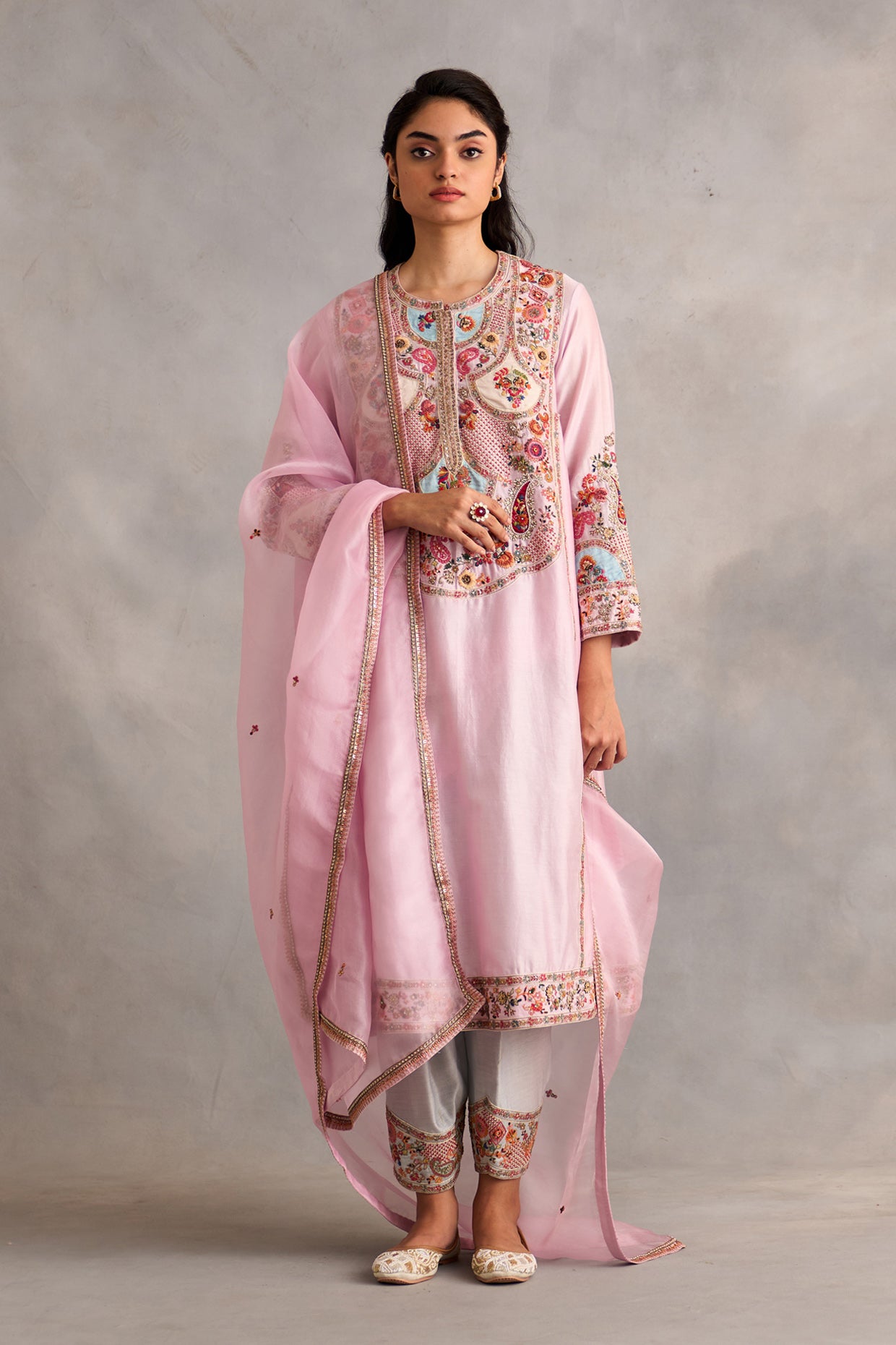 Pakistani Kurta With Pants And Dupatta