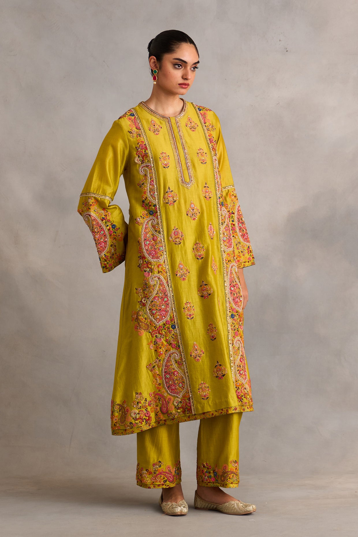 Aline Kurta With Pants And Dupatta