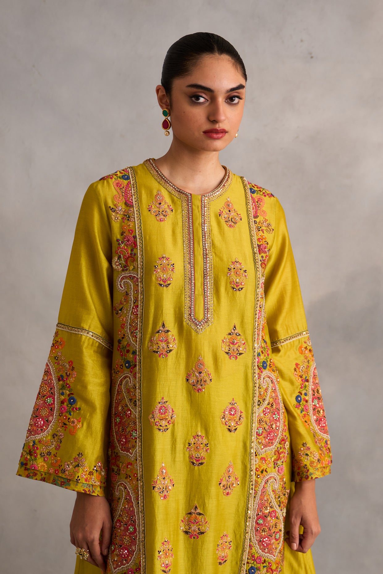 Aline Kurta With Pants And Dupatta