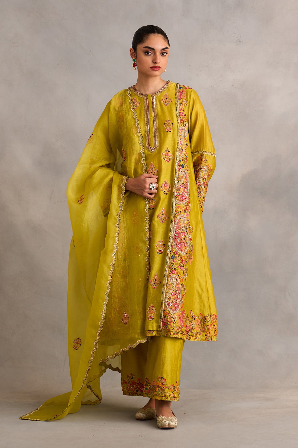 Aline Kurta With Pants And Dupatta
