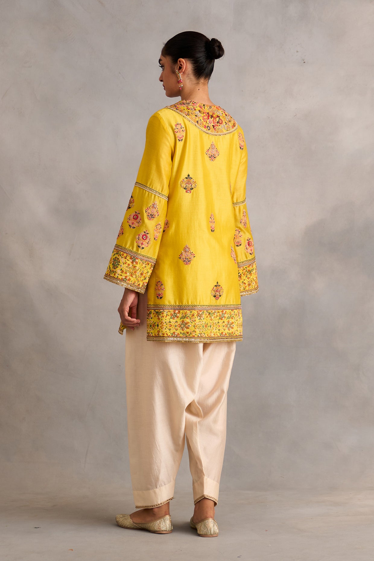 Short Kurti With Salwar