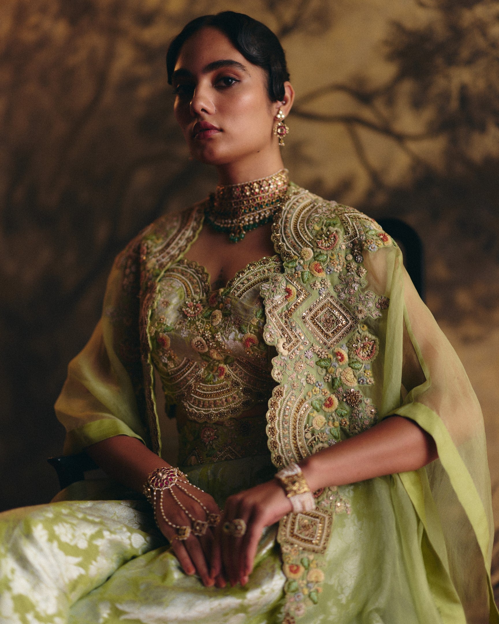 Bustier with cape and divider skirt