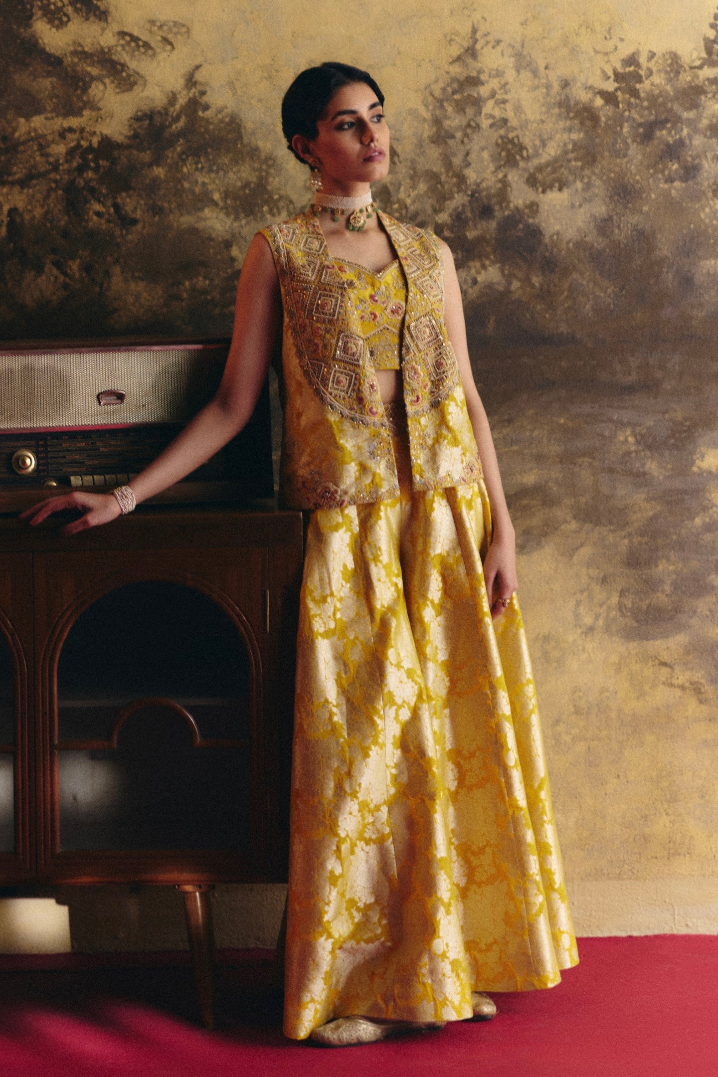 Short jacket with bustier and divider skirt