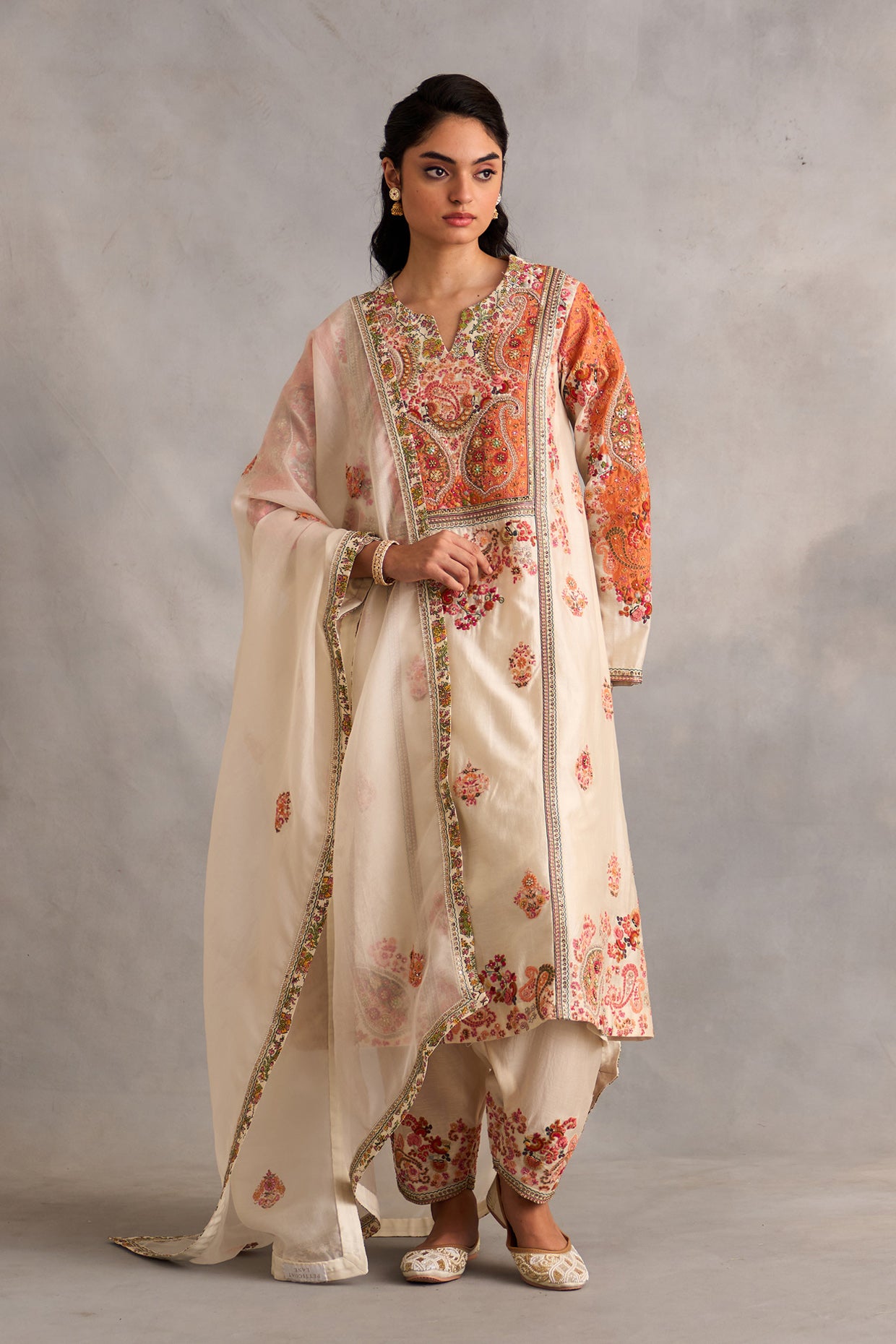 Aline Kurta With Pants And Dupatta