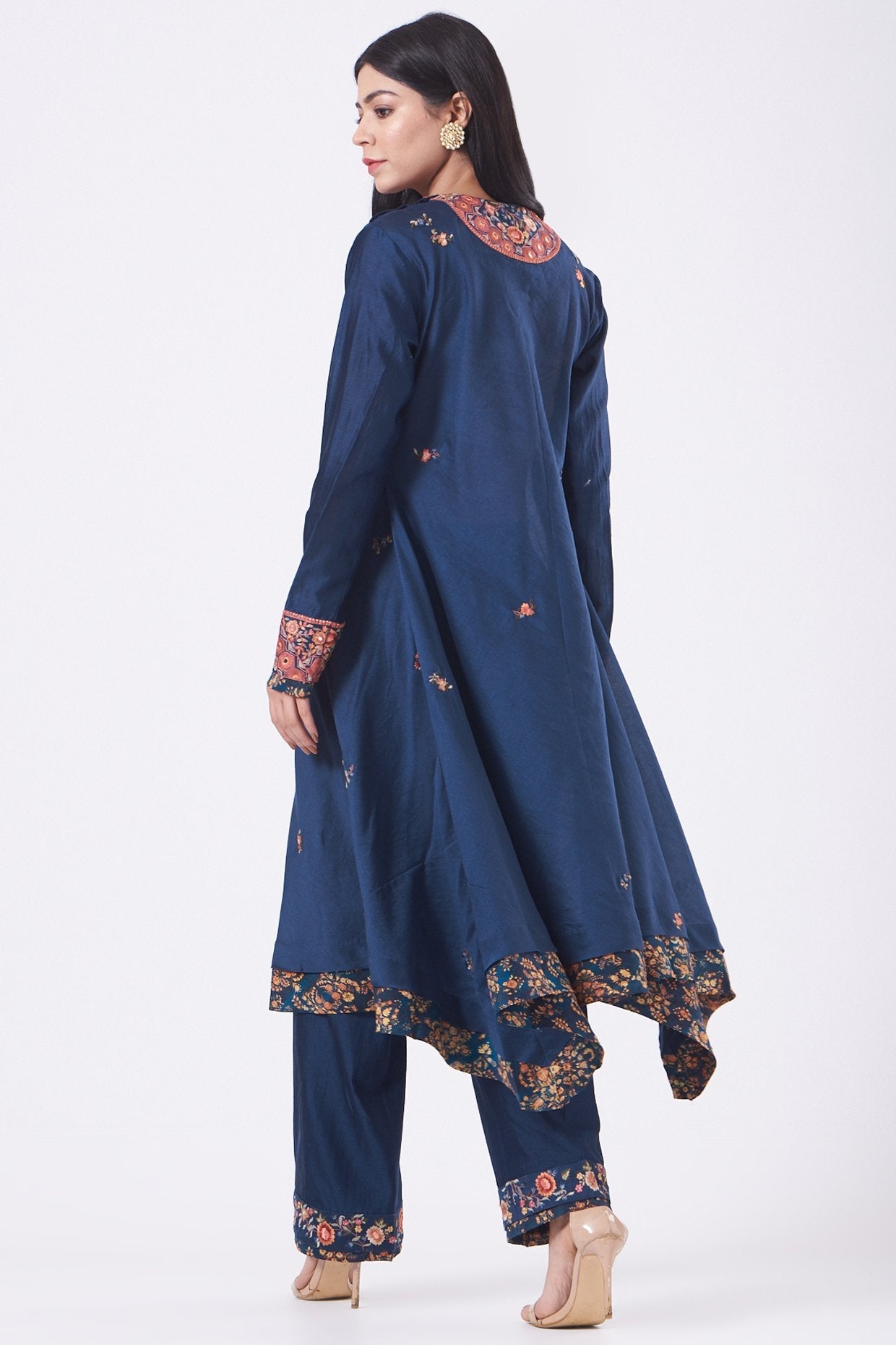 Blue Pakistani Chanderi Embroidered Kurta Set
