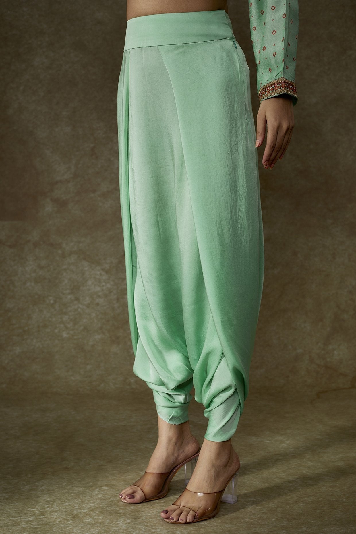 Turquoise Bemberg Silk Bandhani Printed Kurta Set