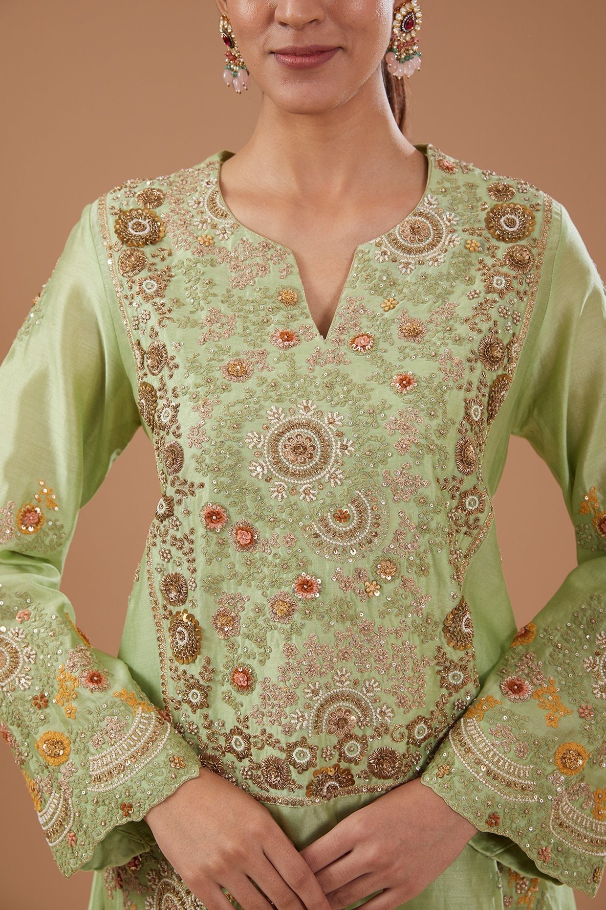 Green Chanderi Shimmer Dori Embroidered Hanky Kurta Set