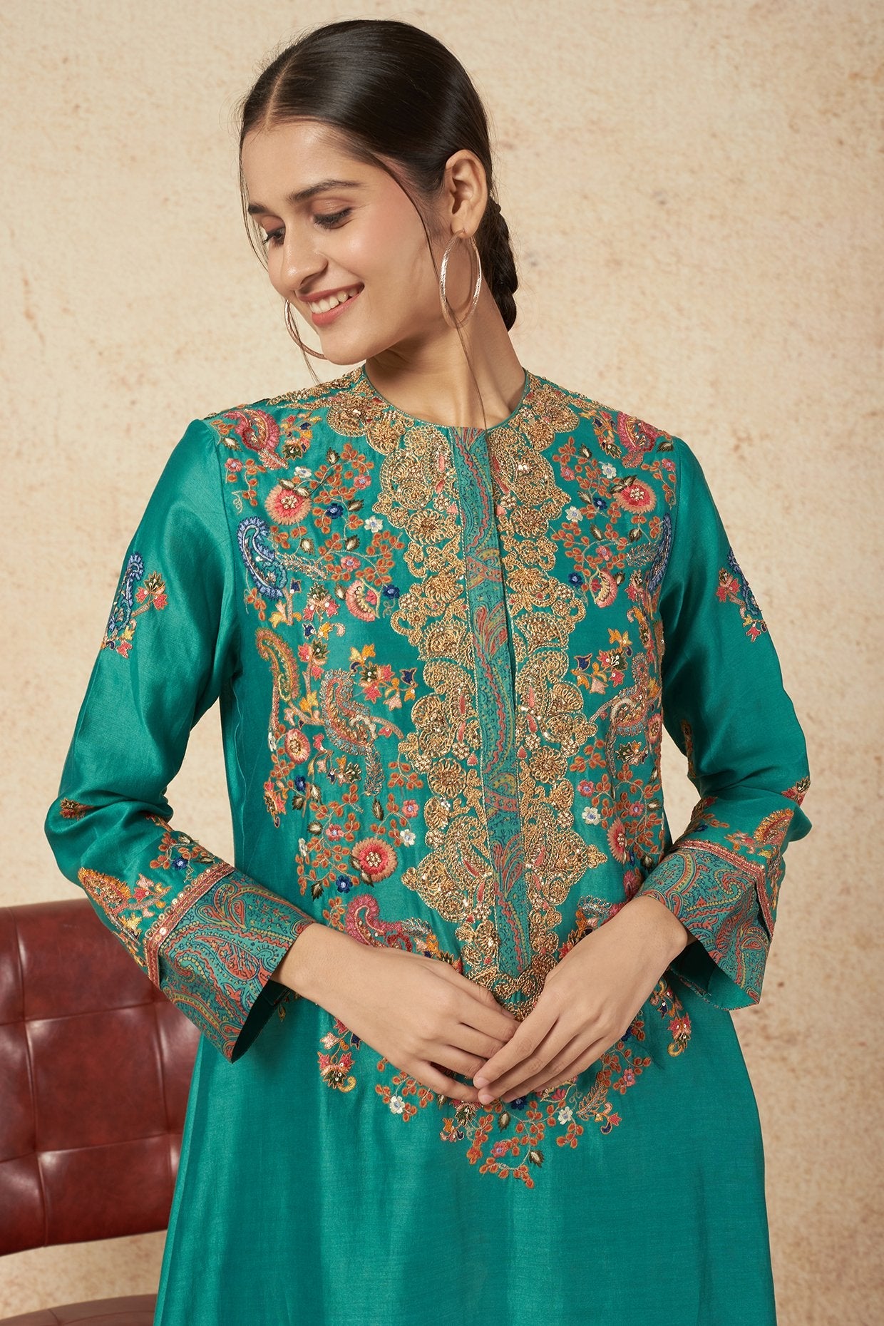 Hanky Kurta And Printed Pants